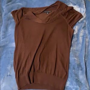 Cool neck brown short sleeve top